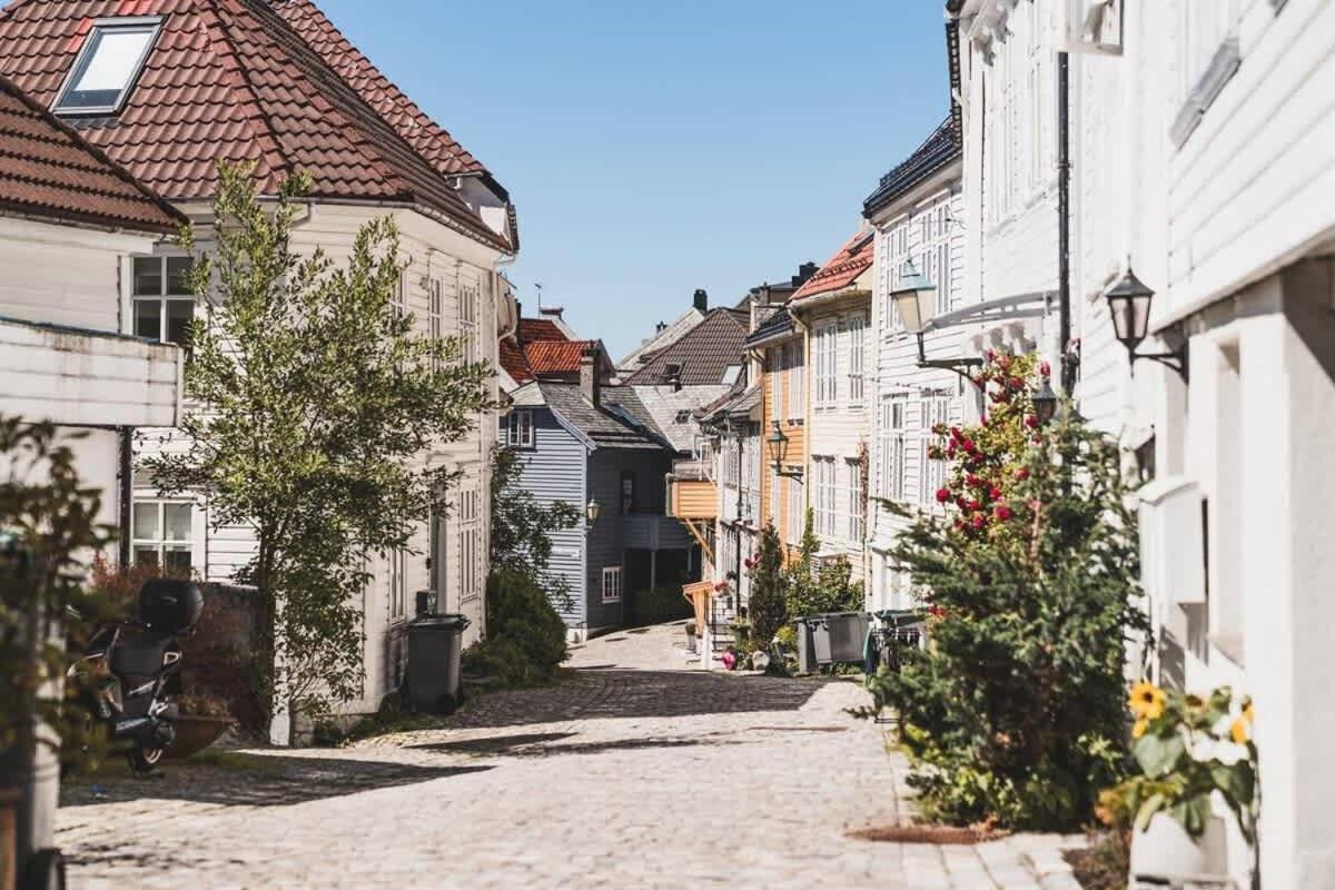 Dinbnb Apartments Bryggen Берген Екстериор снимка